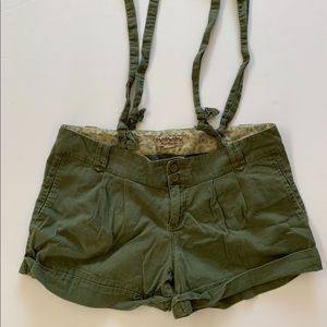 Forever 21 green overall shorts